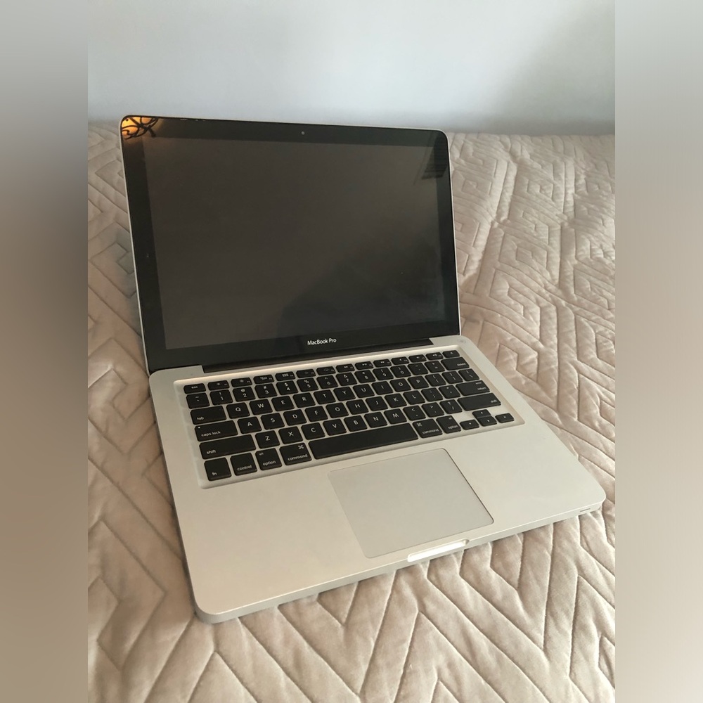 MacBook